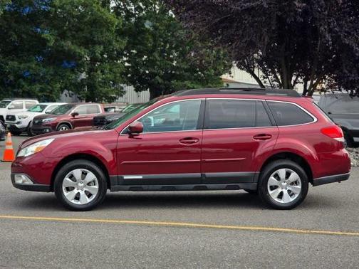 2011 Subaru Outback 3.6 R Limited