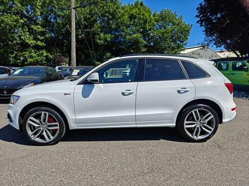 2016 Audi SQ5 3.0T Premium Plus