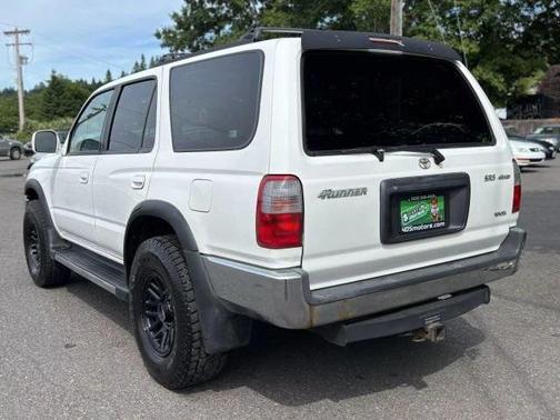 2000 Toyota 4Runner SR5
