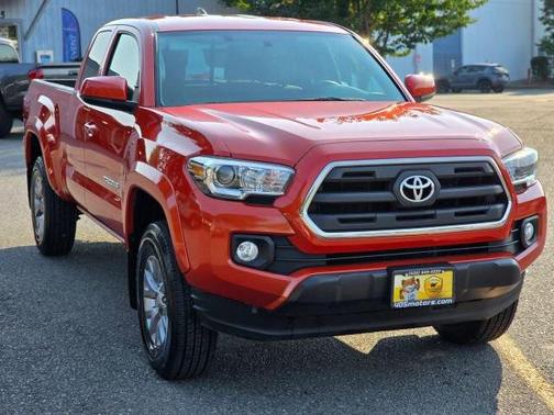 2017 Toyota Tacoma SR5