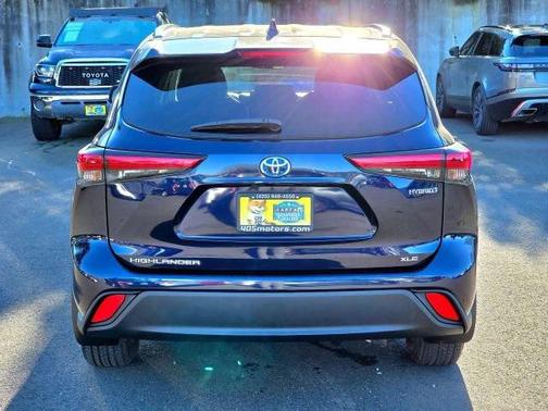 2020 Toyota Highlander Hybrid XLE