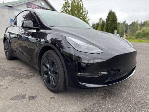 2024 Tesla Model Y Long Range Dual Motor All-Wheel Drive