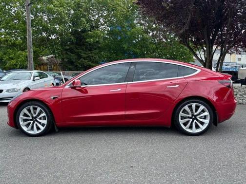 2018 Tesla Model 3 Long Range