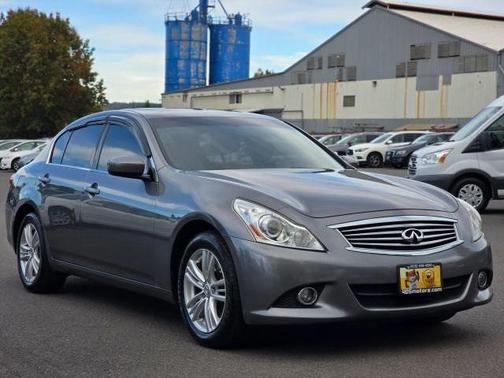 2013 INFINITI G37x Base