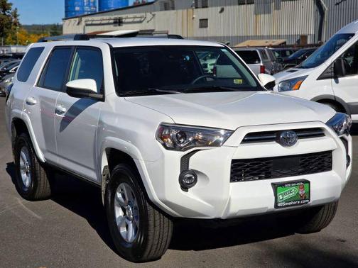 2022 Toyota 4Runner SR5