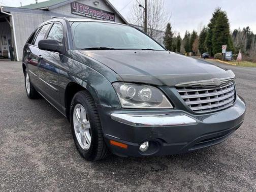 2004 Chrysler Pacifica Base