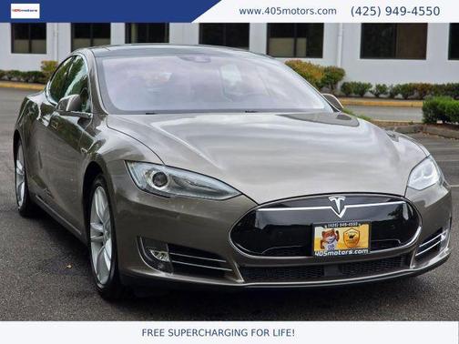 2015 Tesla Model S 85D