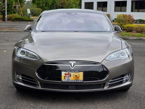 2015 Tesla Model S 85D