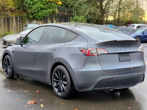 2022 Tesla Model Y Performance Dual Motor All-Wheel Drive