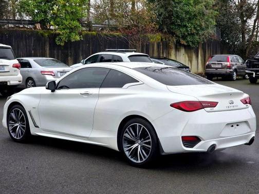 2017 INFINITI Q60 3.0T Premium