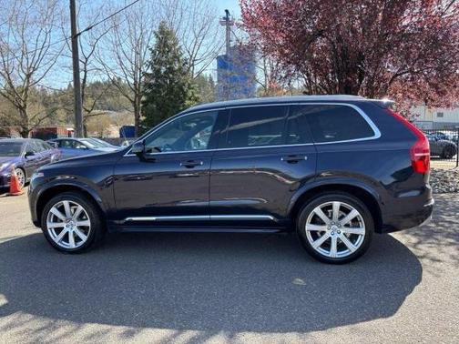 2017 Volvo XC90 T6 Inscription