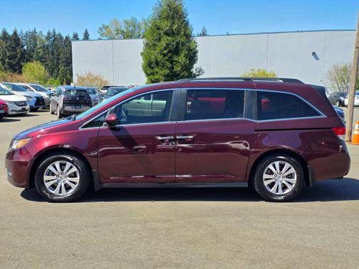 Burgundy 2014 Honda Odyssey EX-L