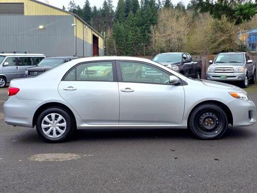 2011 Toyota Corolla LE