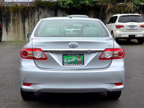 2011 Toyota Corolla LE