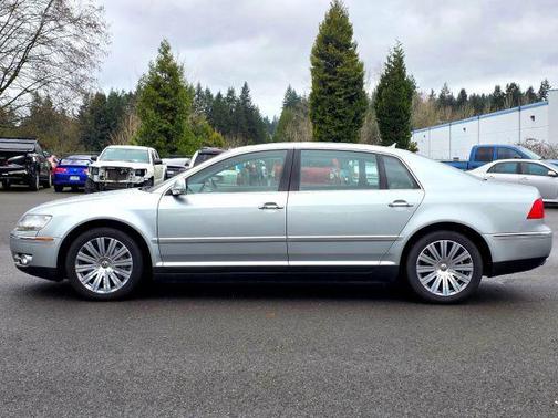 2005 Volkswagen Phaeton V8