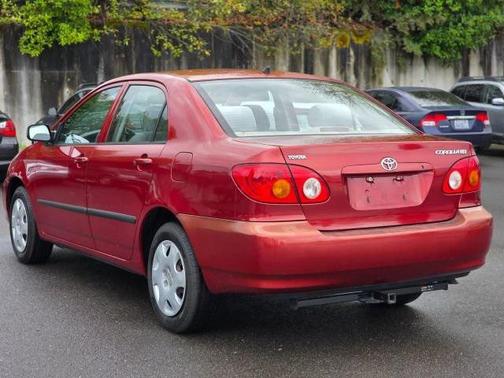 2004 Toyota Corolla CE