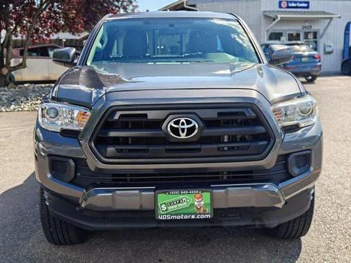2016 Toyota Tacoma SR