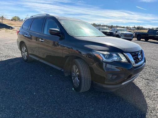 Magnetic Black Pearl 2019 Nissan Pathfinder SV