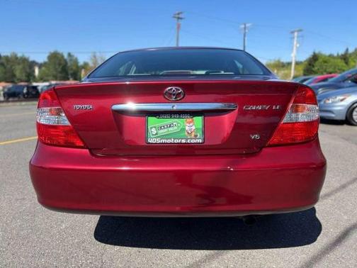 2004 Toyota Camry LE V6