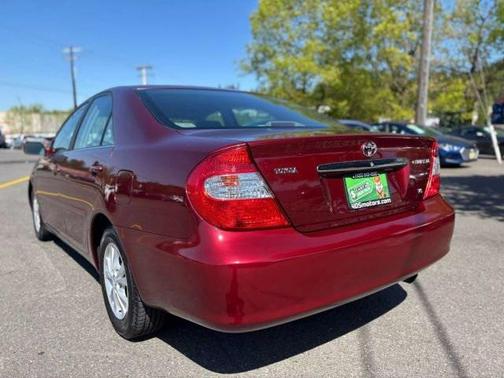 2004 Toyota Camry LE V6