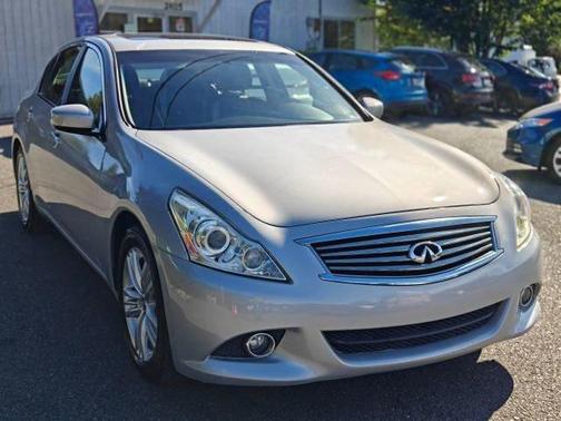 2012 INFINITI G25 Journey
