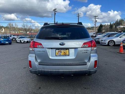 2013 Subaru Outback 3.6R Limited