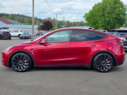 Ultra Red 2024 Tesla Model Y Performance Dual Motor All-Wheel Drive
