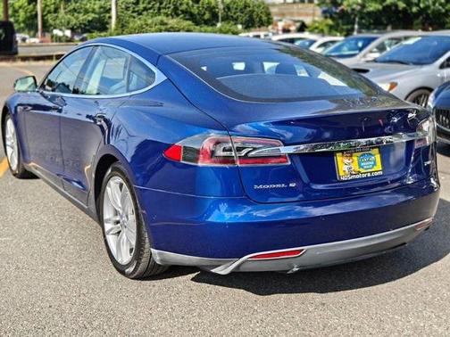2015 Tesla Model S 70D