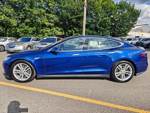 2015 Tesla Model S 70D