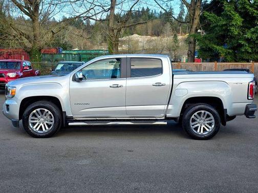 Quicksilver Metallic 2016 GMC Canyon SLT