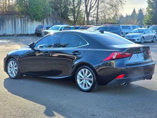 2016 Lexus IS 300 Base