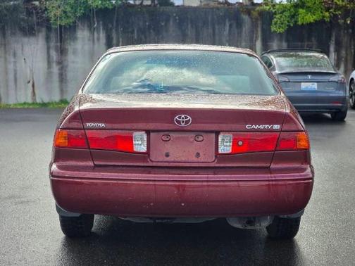 2001 Toyota Camry LE