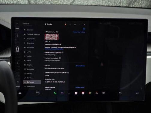 2022 Tesla Model S Plaid