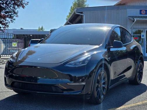 2023 Tesla Model Y Long Range Dual Motor All-Wheel Drive