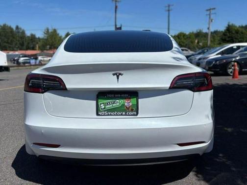 2019 Tesla Model 3 Mid Range