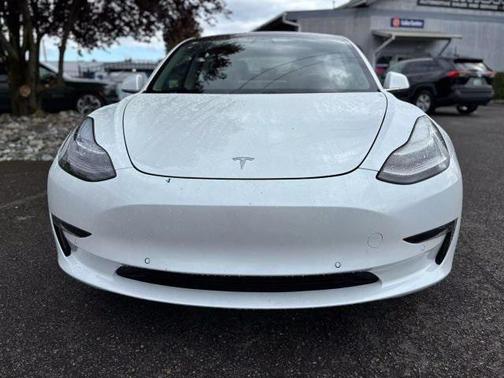 2018 Tesla Model 3 Mid Range