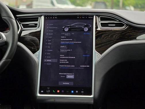 2016 Tesla Model S 75D