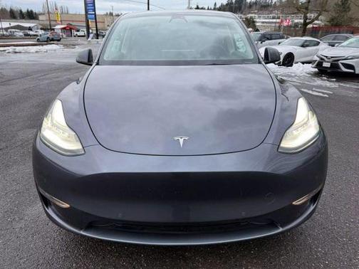 2023 Tesla Model Y Long Range Dual Motor All-Wheel Drive