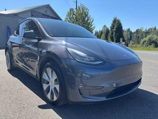 2023 Tesla Model Y Long Range Dual Motor All-Wheel Drive