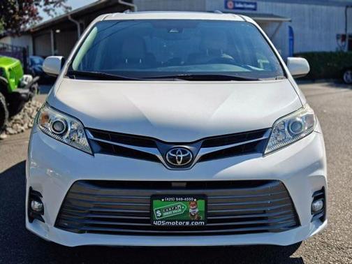 2018 Toyota Sienna XLE Premium