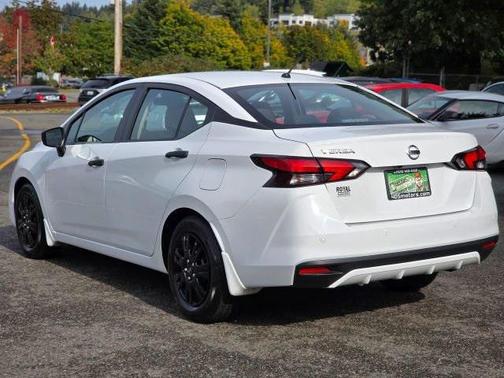 2021 Nissan Versa 1.6 S