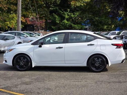 2021 Nissan Versa 1.6 S