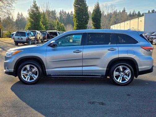 2014 Toyota Highlander Limited Platinum