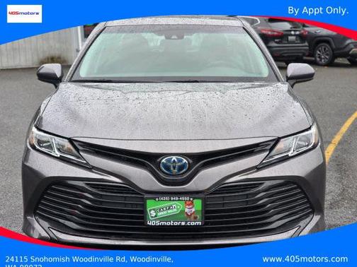 2018 Toyota Camry Hybrid LE
