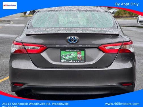 2018 Toyota Camry Hybrid LE