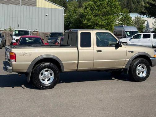 Harvest Gold Clearcoat Metallic 1999 Ford Ranger XLT SuperCab