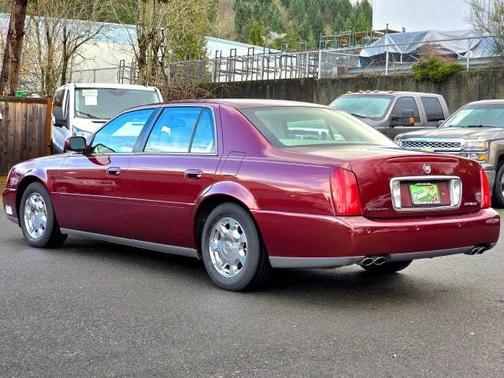 2002 Cadillac DeVille Base