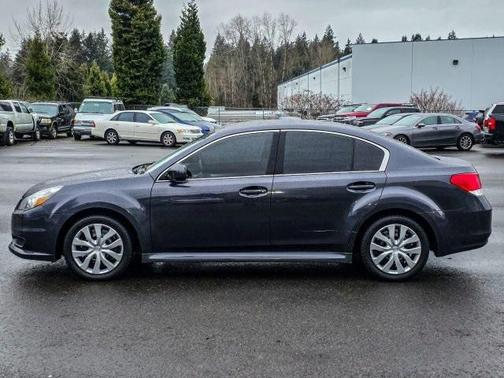 2013 Subaru Legacy Premium
