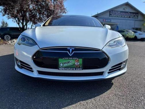 2013 Tesla Model S Performance