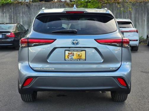 2021 Toyota Highlander Hybrid XLE